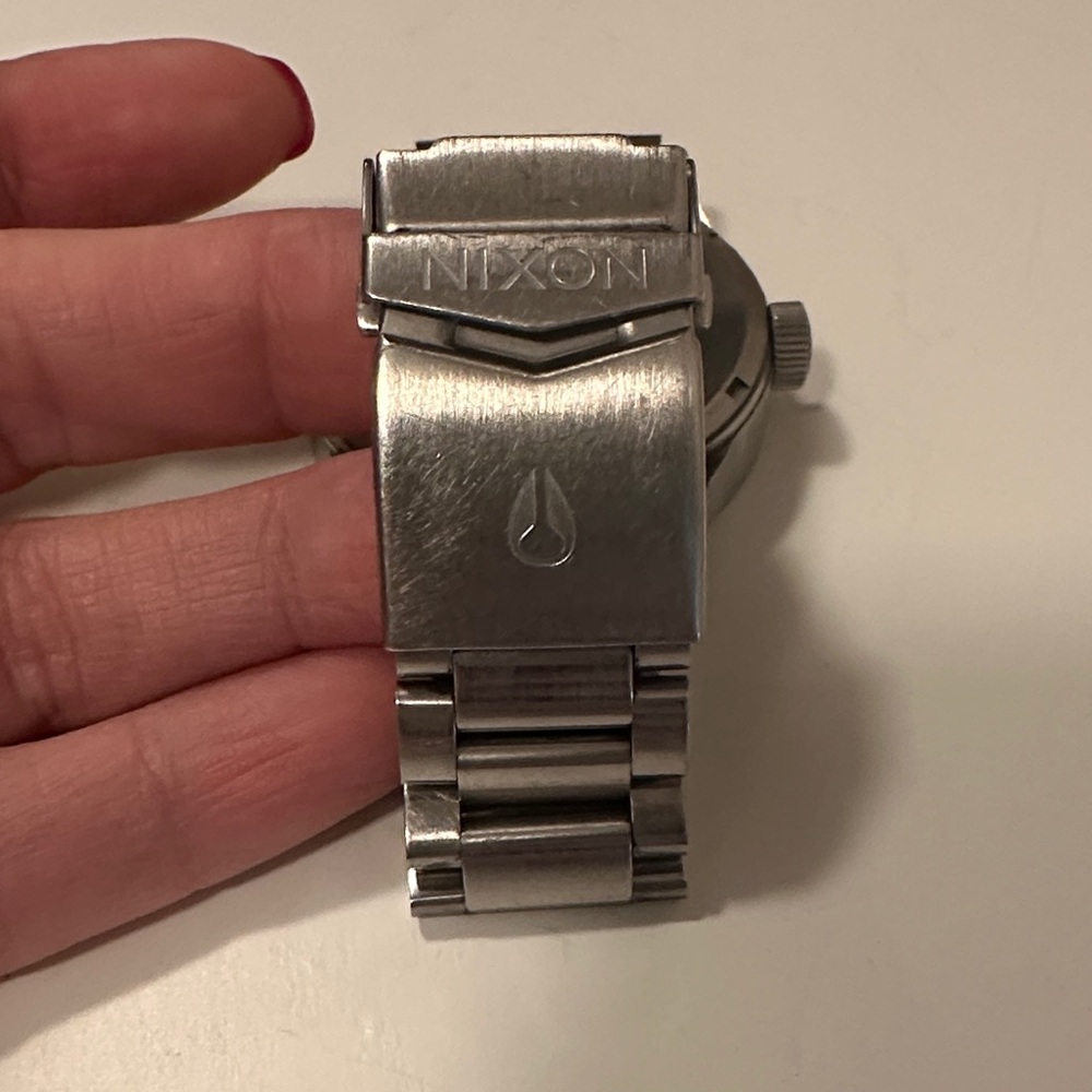 Nixon Never Be Late Sentry Watch with Stainless Steel Band - Picture 4 of 6